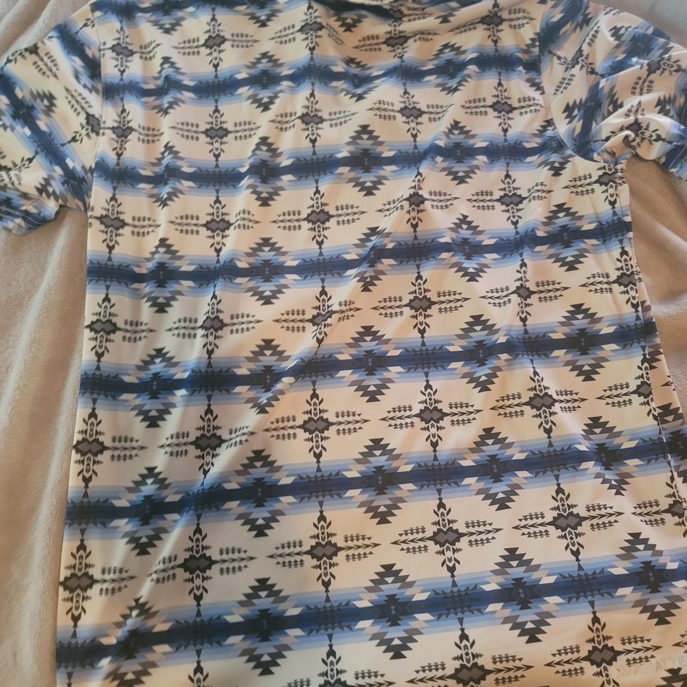 Aztec Patterned Short Sleeve Shirt - Picture 2 of 2